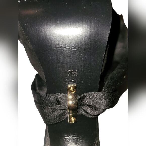 DVF Black Suede Lace Up Heels Size 7M - Picture 7 of 9